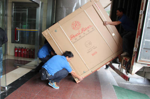 城口钢琴贵重工艺品无忧运